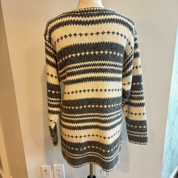 S.N.O.W. Gray Ivory Silk Angora Rabbit Hair Oversized Ski Sweater Size Small - Picture 6 of 7